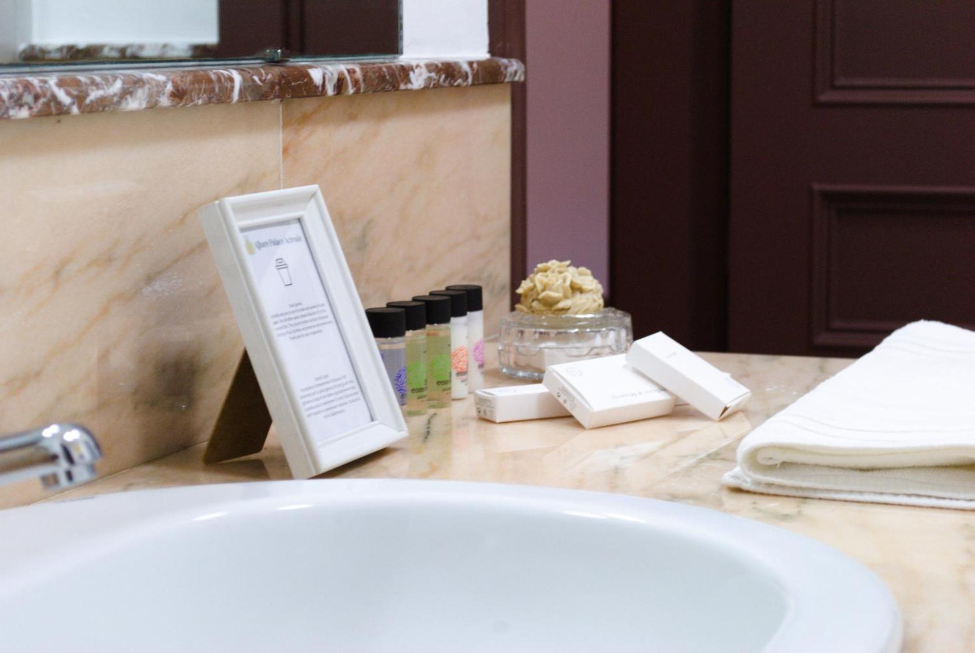 Allure Palace Acireale Eksteriør bilde